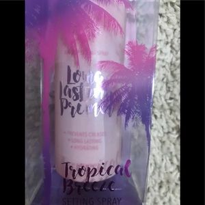 Nicole Miller Makeup Setting Spray Nwt